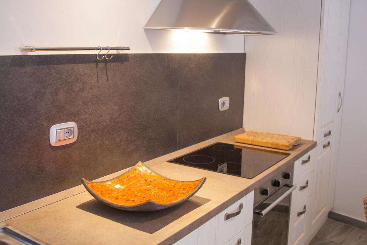 La Corte - Seta Apartment เบลลาโจ ภายนอก รูปภาพ