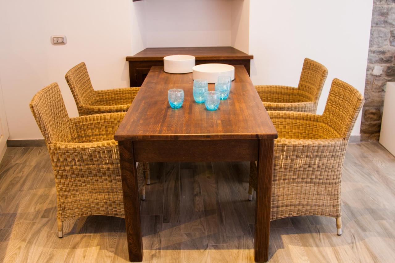 La Corte - Seta Apartment เบลลาโจ ภายนอก รูปภาพ