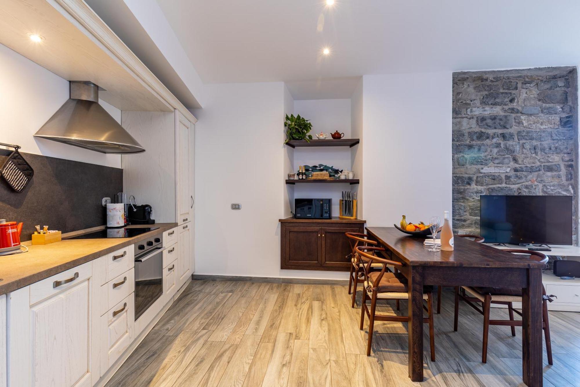 La Corte - Seta Apartment เบลลาโจ ภายนอก รูปภาพ