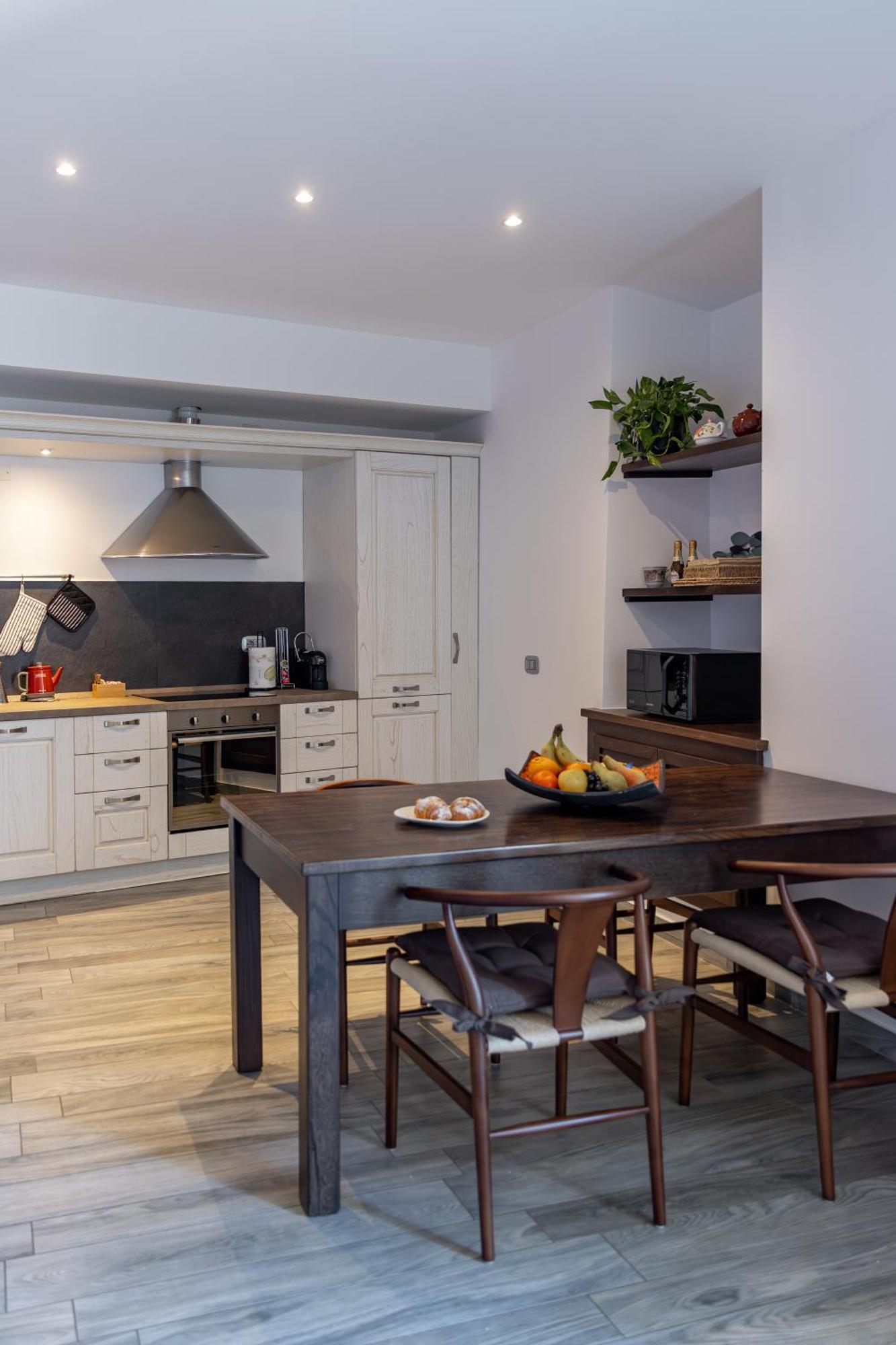 La Corte - Seta Apartment เบลลาโจ ภายนอก รูปภาพ